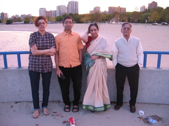 Surekha_Srinivas_and_her_in_laws